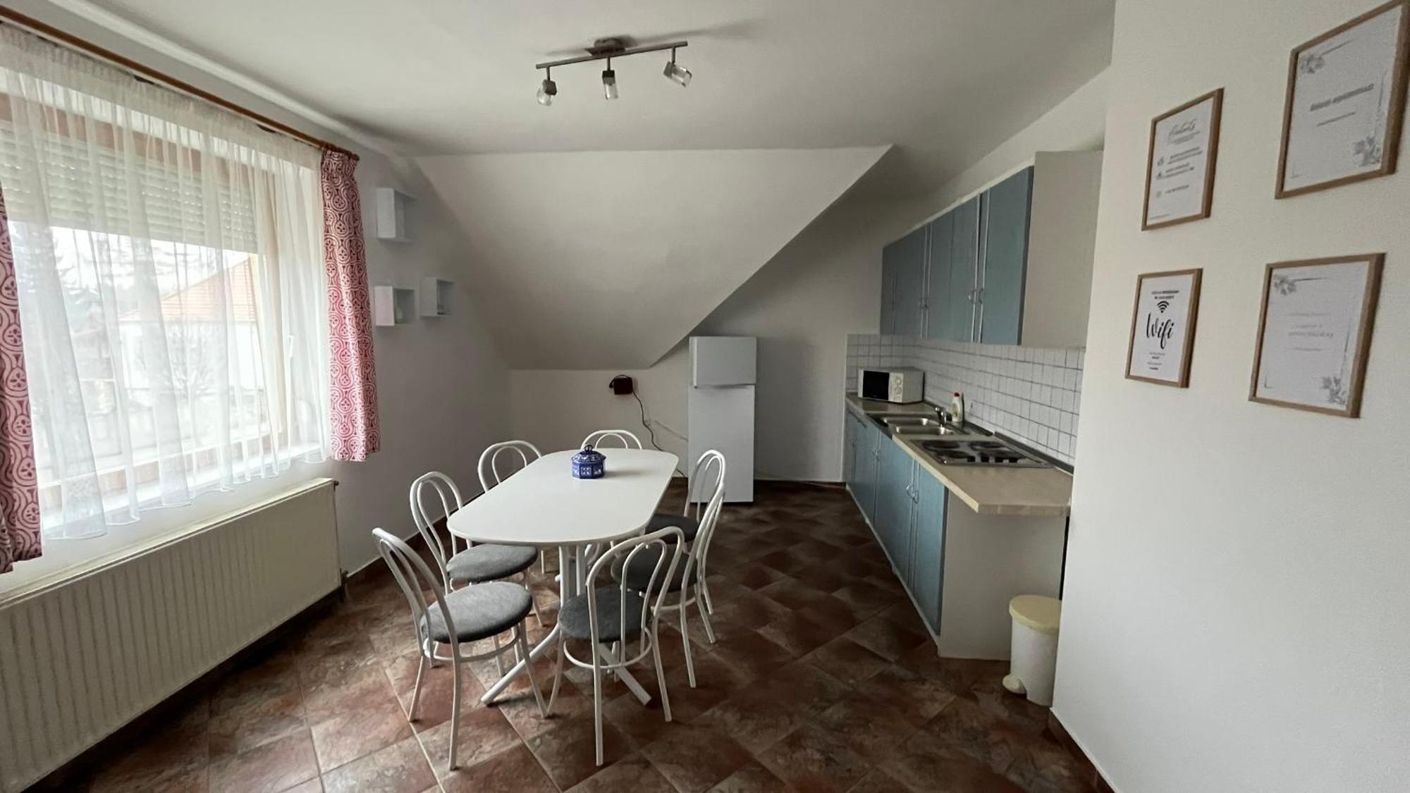Boezsi Apartman Sárvár Exteriér fotografie